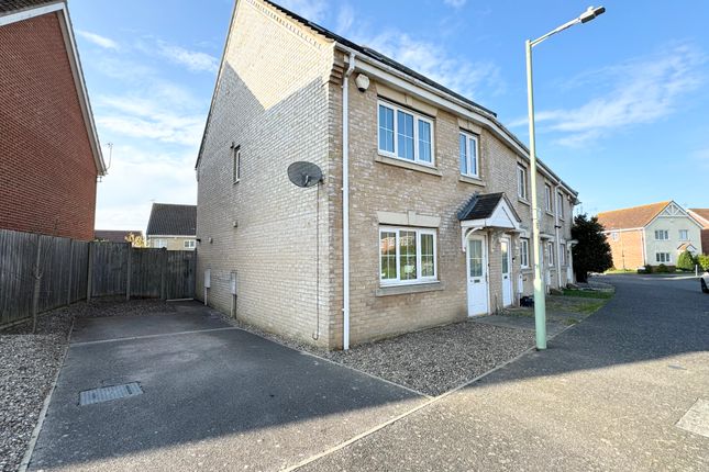 End terrace house to rent in Heritage Green, Kessingland, Lowestoft