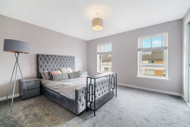 8, Ardencraig Terrace, Lanarkshire photo 4