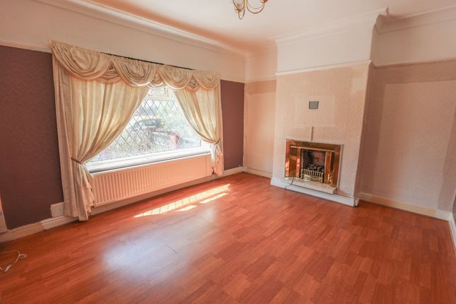 6 Kings Crescent, Morecambe photo 2