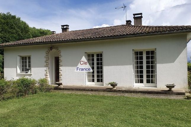 Thumbnail Detached house for sale in Chazelles, Poitou-Charentes, 16380, France