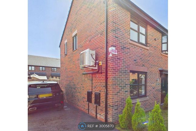 Laughton Avenue, Worsley, Manchester photo 5