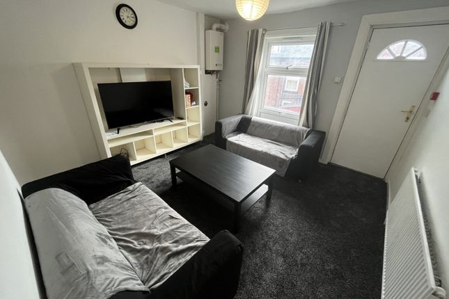 Burley Lodge Terrace, Leeds photo 3