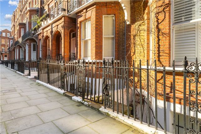 Flat A, 22, Brechin Place, South Kensington photo 2