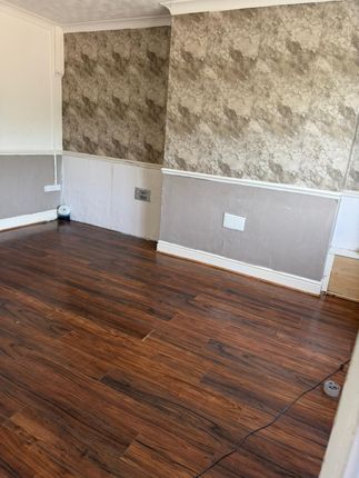 Swansea Road, Pontardawe photo 5