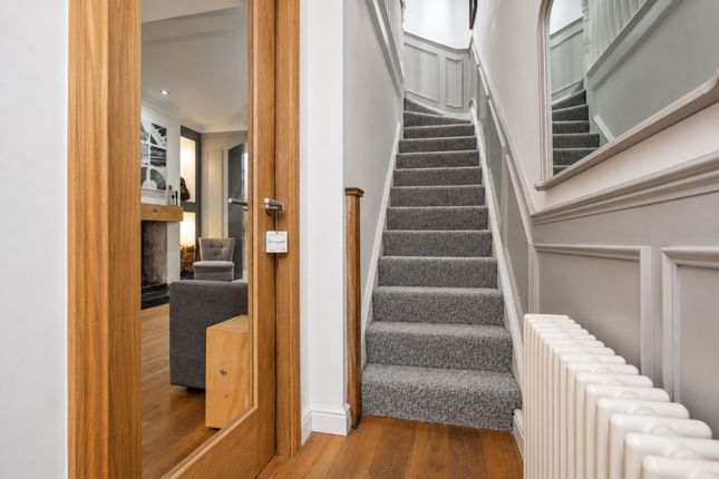 8, Penylan Road, Pontypridd photo 3