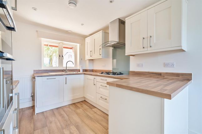 73, Lubbecke Way, Dorchester photo 4