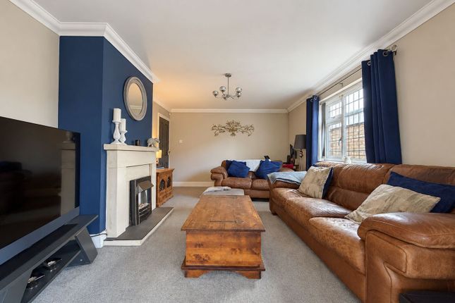 6, Clover Drive, Colchester photo 3