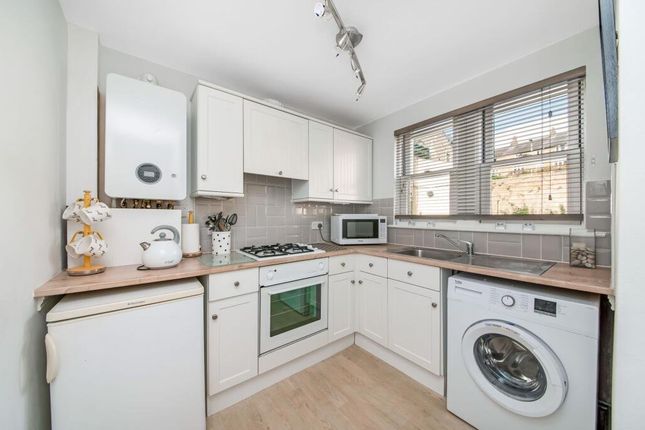 97E,, Woodhead Road, Holmfirth photo 4