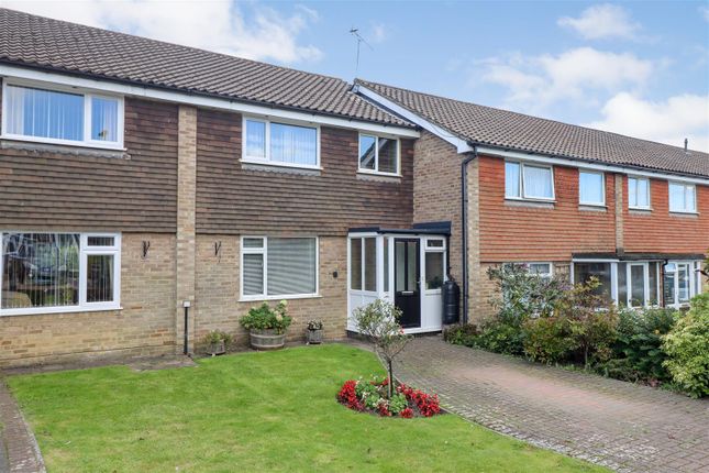 Thumbnail Terraced house for sale in Hornbeam Close, Horsham