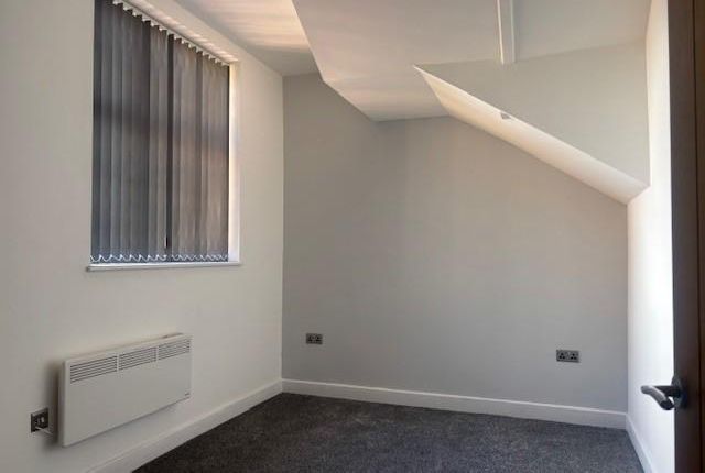 Flat 9, Stenners Court, 1 The Avenue, Minehead photo 4