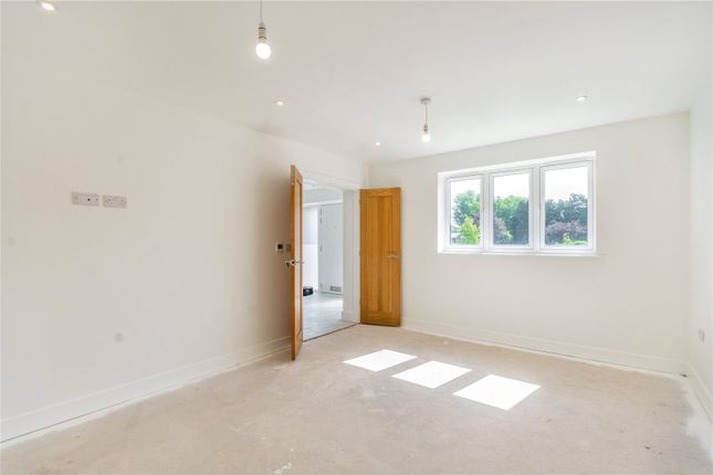 Detached house for sale in Manor Road, Barton-In-Fabis, Nottingham, Nottinghamshire