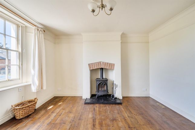38, Bedford Terrace, Bridport photo 2