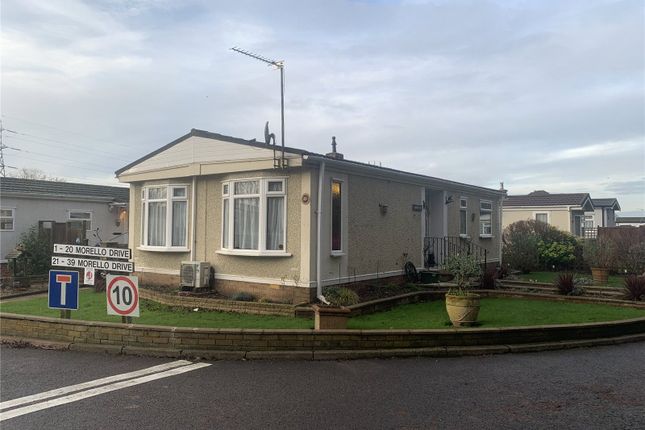 Mobile/park home for sale in Morello Drive, Orchards Residential Park, Slough