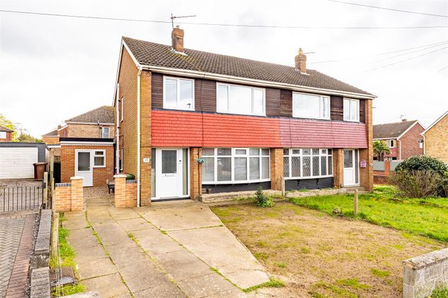Thumbnail Semi-detached house to rent in Ogilvy Drive, Bottesford, Scunthorpe