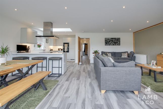 14, Connaught Road Weeley Heath, Clacton-On-Sea photo 2