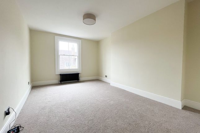 Flat for sale in High Street, Battle