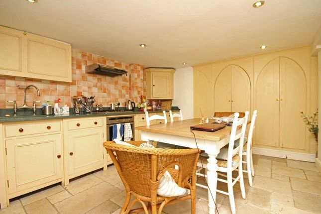 65, Sheen Road, Richmond photo 2