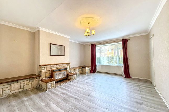4, Leazes Rise, Peterlee photo 4