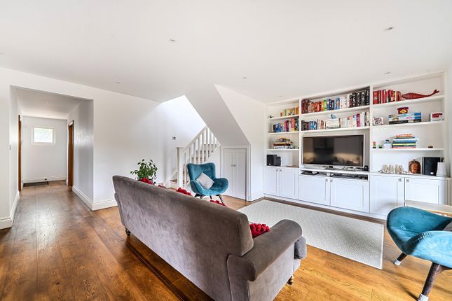 79, Southdown Road, Surrey photo 2