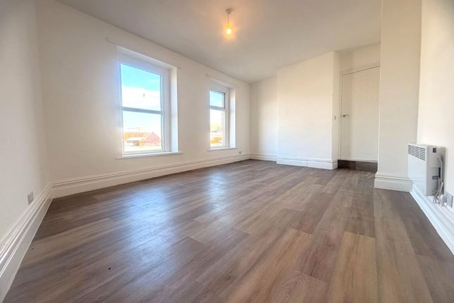 Flat 38A, Top Stables, Blackburn photo 2