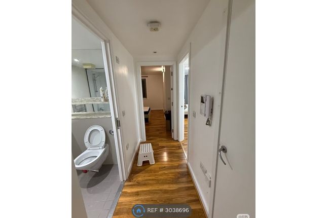 Flat, Idaho Building Deals Gateway, London photo 3