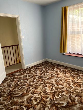 9 Stradbroke Road, Great Yarmouth photo 3