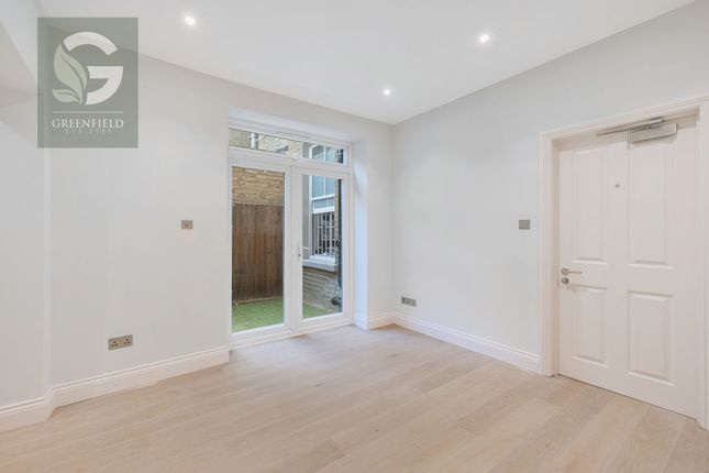 Flat 1, 28 Leopold Road, London photo 4