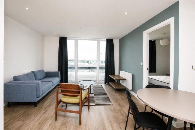 The Almere B01, Plot 1, Avebury Boulevard, Milton Keynes photo 4