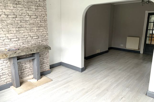 8 Cwm Rhos View, Tredegar photo 2