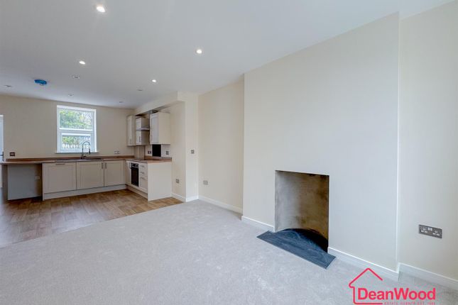 2, Summerhill Grove, Isle Of Man photo 4
