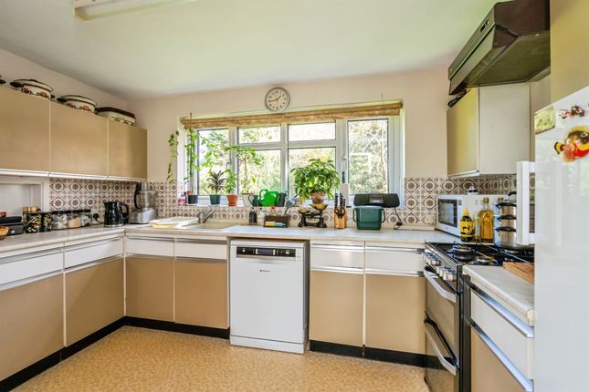 Bradlond Close, Bognor Regis photo 2