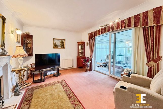 Flat 15 Woodlea Gardens,, Ebberston Road West, Clwyd photo 2