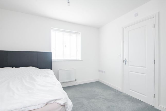 7, Swallow Grove, Preston photo 3
