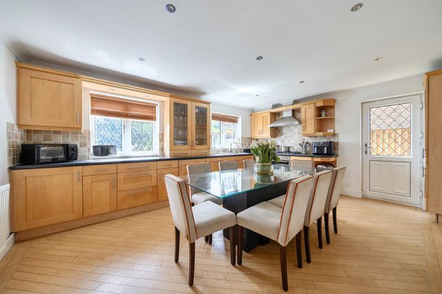 4, Guildford Drive, Chandler's Ford photo 3