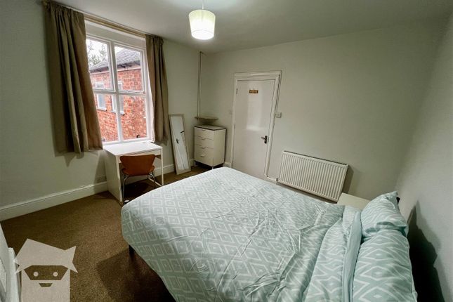 Room 2, 4, Lincoln Street, Leicester photo 2