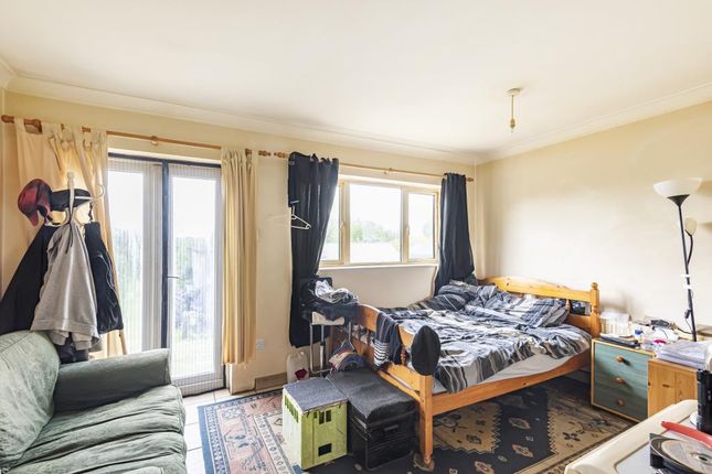 Flat for sale in Oxford, Summertown