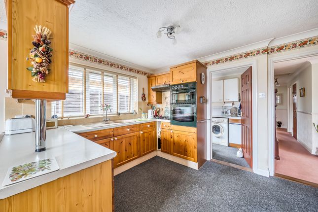6 Harbour Road, Bognor Regis photo 3