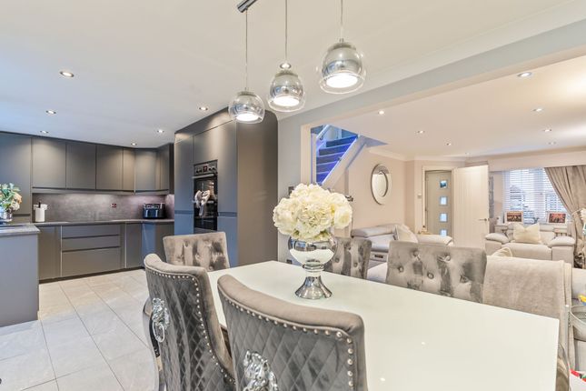 1 Goodrich Grove, Newport photo 3