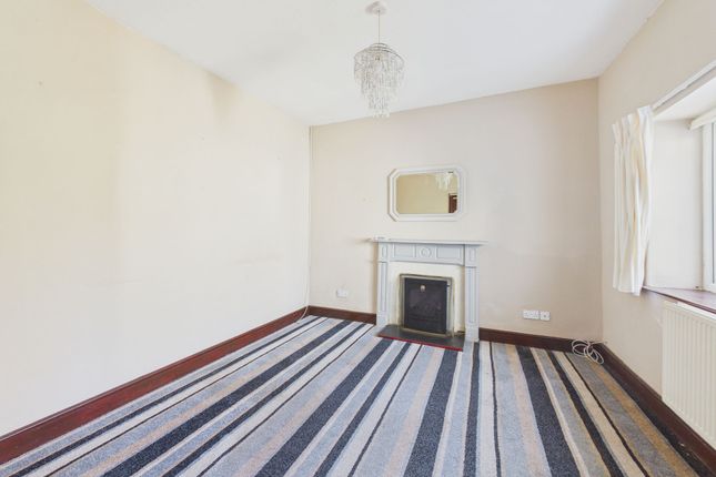 16 North Street, Pembroke Dock photo 3