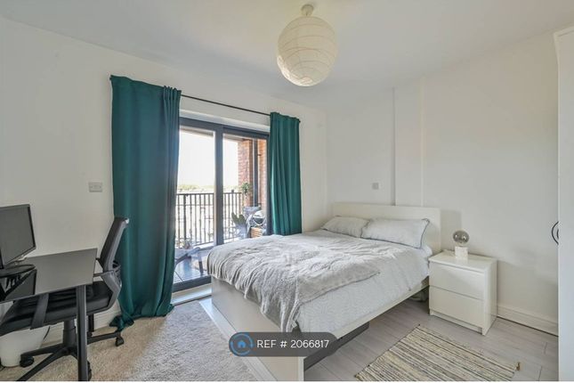 Flat to rent in Jeeyas, London