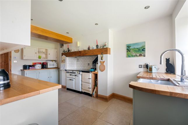 37, The Common, Wiltshire photo 4