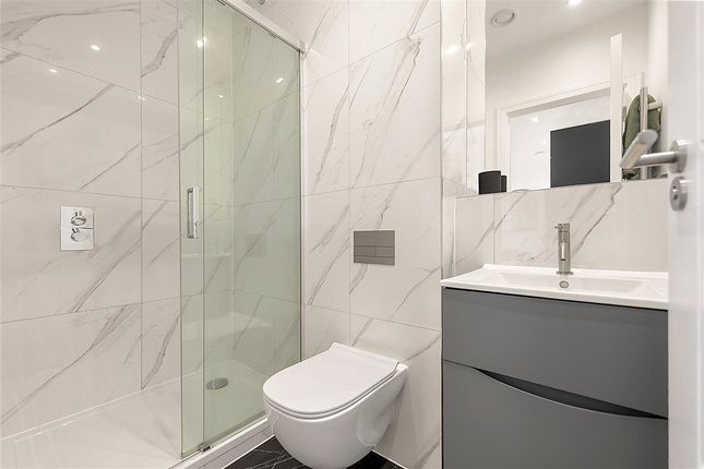 Flat for sale in Abbeville Road, London