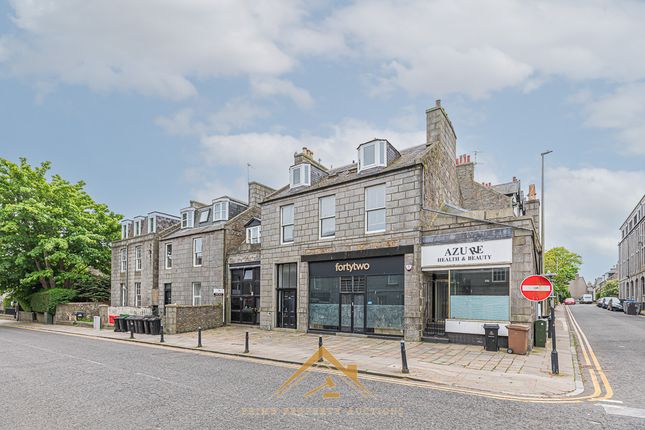 2-bed flat on 130, Crown Street, Aberdeen, £90,000