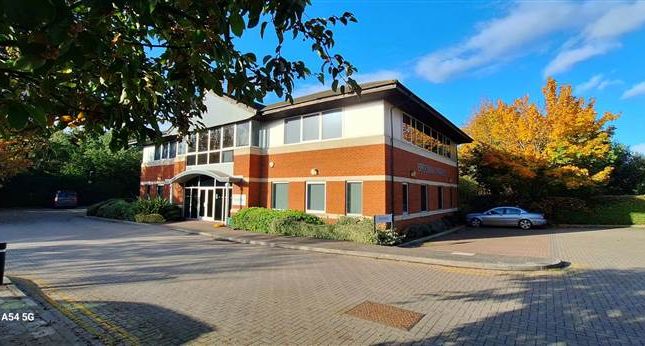 Office to let in Priors Walk, Priory Avenue, Taunton
