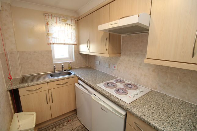 35 Albany Court, Paignton photo 4