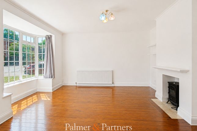 14, Acland Court, Essex photo 2