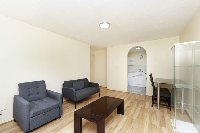 Cumberland Place, Catford photo 4