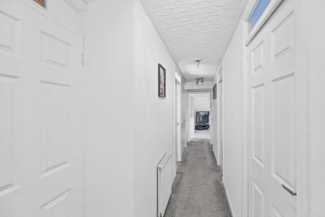 6 Addiewell Place, Coatbridge photo 5