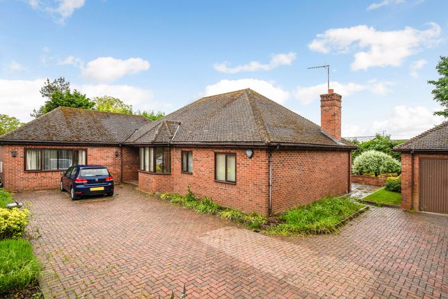 Thumbnail Detached bungalow for sale in Maidenhead Road, Stratford-Upon-Avon
