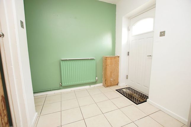 27, Kings Road, Lee-On-The-Solent photo 4